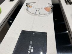 -GENTLE MONSTER (上海HAUS NOWHERE店 )