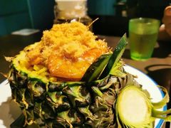 菠萝海鲜炒饭-美奈小馆·越南料理(中航城君尚购物中心店)