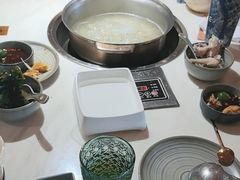 -喃喃椰·糟粕醋·椰子鸡火锅(七堡花园店)