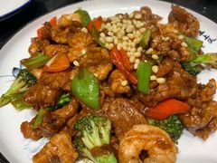 松仁爆三鲜-尚品家宴