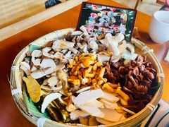 -鲜菌江湖正宗野生菌火锅