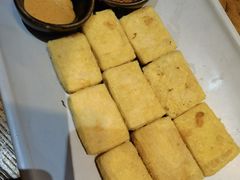 炸包浆豆腐配蘸水-云海肴·汽锅鸡·云南代表菜(天津国金汇店)