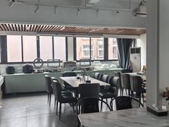 -希岸·轻雅酒店(广州白鹅潭艺术中心花地湾地铁站店)