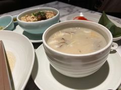 宋嫂鱼羹-湖滨28中餐厅·西湖宴·杭州君悦酒店