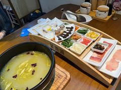 -芸南道·过桥米线(昆明老街旗舰店)