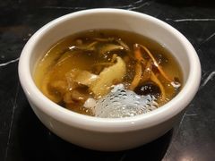瓦罐八珍菌王汤-大鸭梨烤鸭(甘家口店)