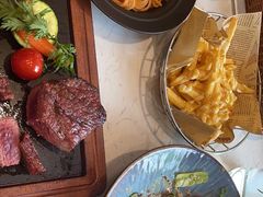 -西语·炭烧牛排(卓越中寰店)