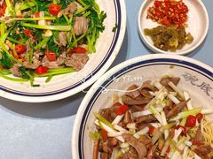 香菜牛肉炒面-碗底挑•湖南小炒粉面饭(大望路店)