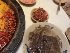 -渝嘴小老弟老火锅(华新村店)