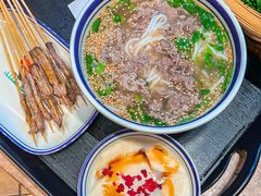 -云阿蛮云南生烫牛肉米线(奉贤路店)