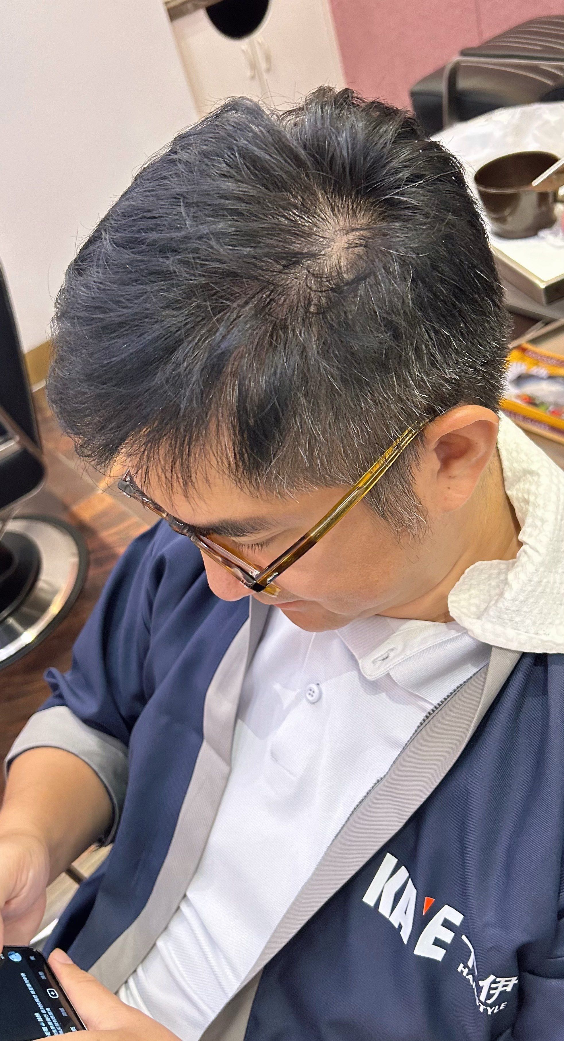 男士自然色盖白发