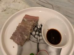 -浅深(世茂滨江精品店)