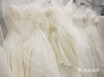 选出最适合你的那件嫁衣