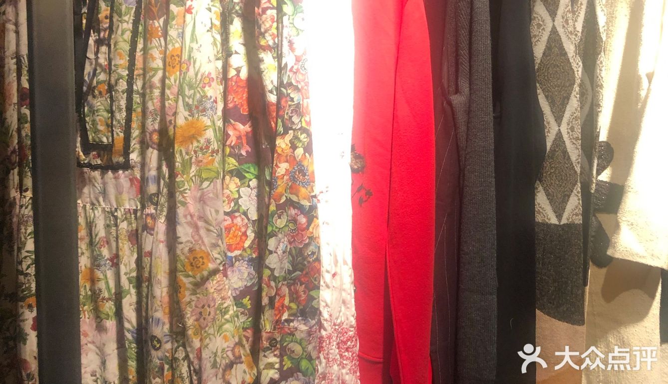 曲江创意谷刚刚开业时间不长，离我家不到一站路