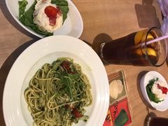 -必胜客(机场路店)