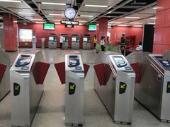 -飞翔公园(地铁站)