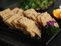 -湊湊火锅·茶憩(杭州湖滨银泰in77店)