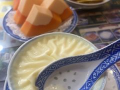 -广信牛奶甜品世家(台东店)