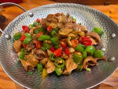 -琥珀老六龙虾(四里河店)