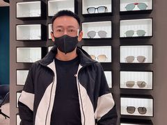 -LensCrafters亮视点(东方新天地店)