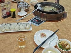 -濠轩阁特色生蚝火锅(水湾路店)