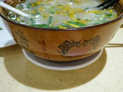 -桥香园云南过桥米线(金马碧鸡店)