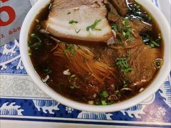 焖肉面筋面-东吴面馆(因果巷店)