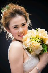 点击看大图 -完美新娘婚纱摄影