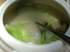 -渝半城经典川粤菜(重庆天地店)