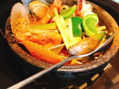 酸汤海鲜汇-东南里湖景餐厅·新闽菜(浦西万达店)