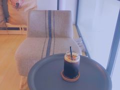 -red donkey coffee