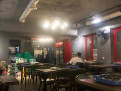 大堂-猫头鹰炸鸡