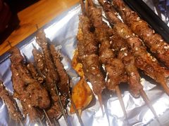 烤羊肉串-穿烧谱烧烤