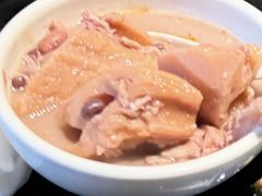 -铜锣湾·有麝自然香(渝北财富中心店)