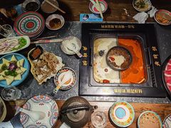 -老牌坊云南鱼豆花火锅(哈西万达店)