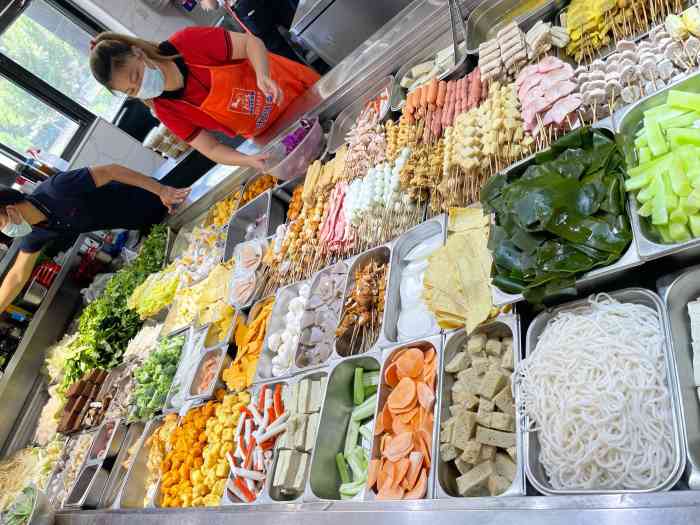 林静小吃-"人超级多 口味太重 齁咸 既然生意那么好."-大众点评移动版