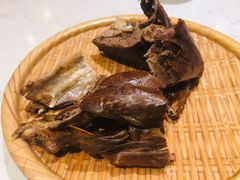 黄泥烧鸽子-燕郊烧鸽子(酷车小镇店)