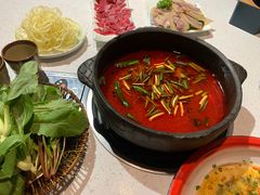 -贵府酸汤牛肉火锅·贵州老字号(飞山街店)