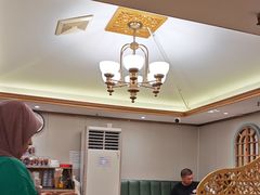 -贯贯吉·清真餐厅(浙江中路店)