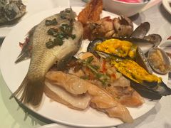 -四海一家自助餐(益田假日广场店)