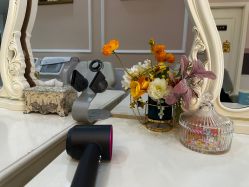 -Bollins波林丝•专研护发中心