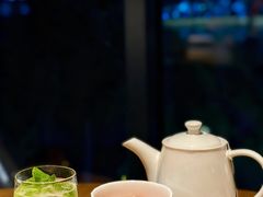 -龙虾酒吧扒房(宁波香格里拉店)