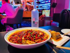 -粉墨特色菜·烧烤音乐酒馆