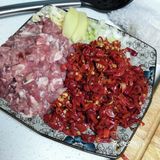 甜妈厨房之劲爆滚辣皮子肉