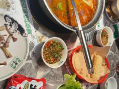 -禄婶鸡煲·打边炉