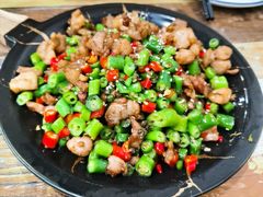 辣子鸡-八张桌子(老店)