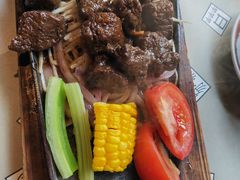 -穹六人间 people 6(岳阳路店)