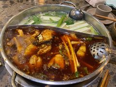 -肖肖酸萝卜鱼火锅(总店)