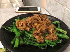 肥牛炒芥兰苗-粤·向群饭店(龙津东路总店)