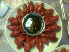 -巴厘龙虾·榜首油焖大虾(音乐学院·沿江酒馆店)